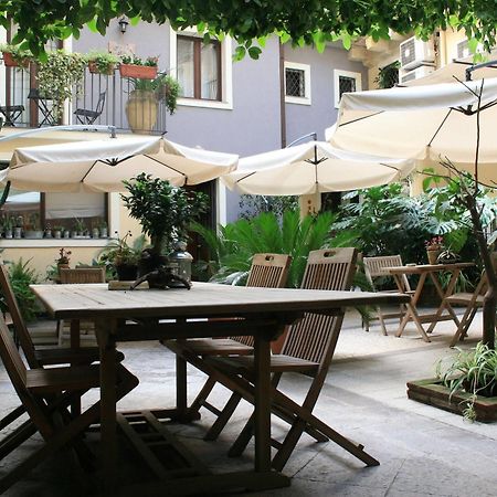 Casa Barbero Charme B&B Катания Экстерьер фото