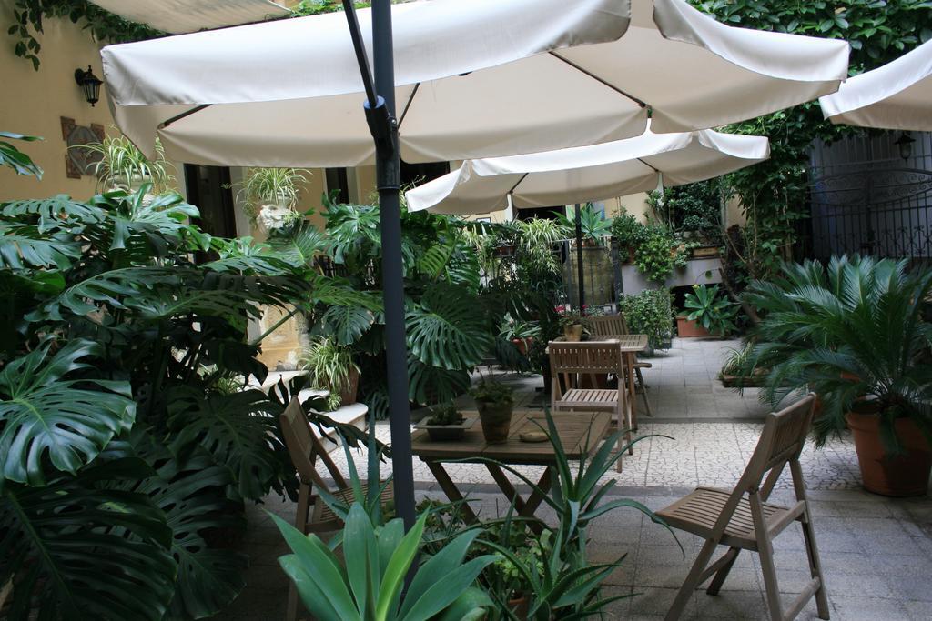 Casa Barbero Charme B&B Катания Экстерьер фото