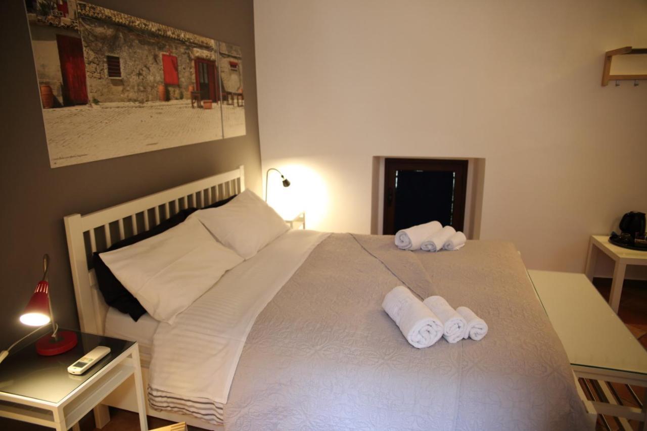 Casa Barbero Charme B&B Катания Экстерьер фото